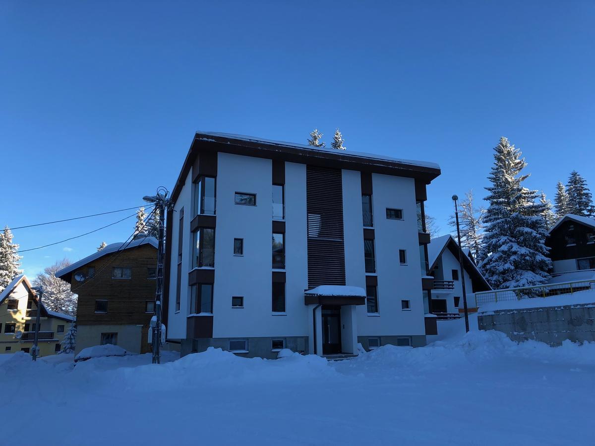 Apartmani Mont 1 亚霍里纳 外观 照片