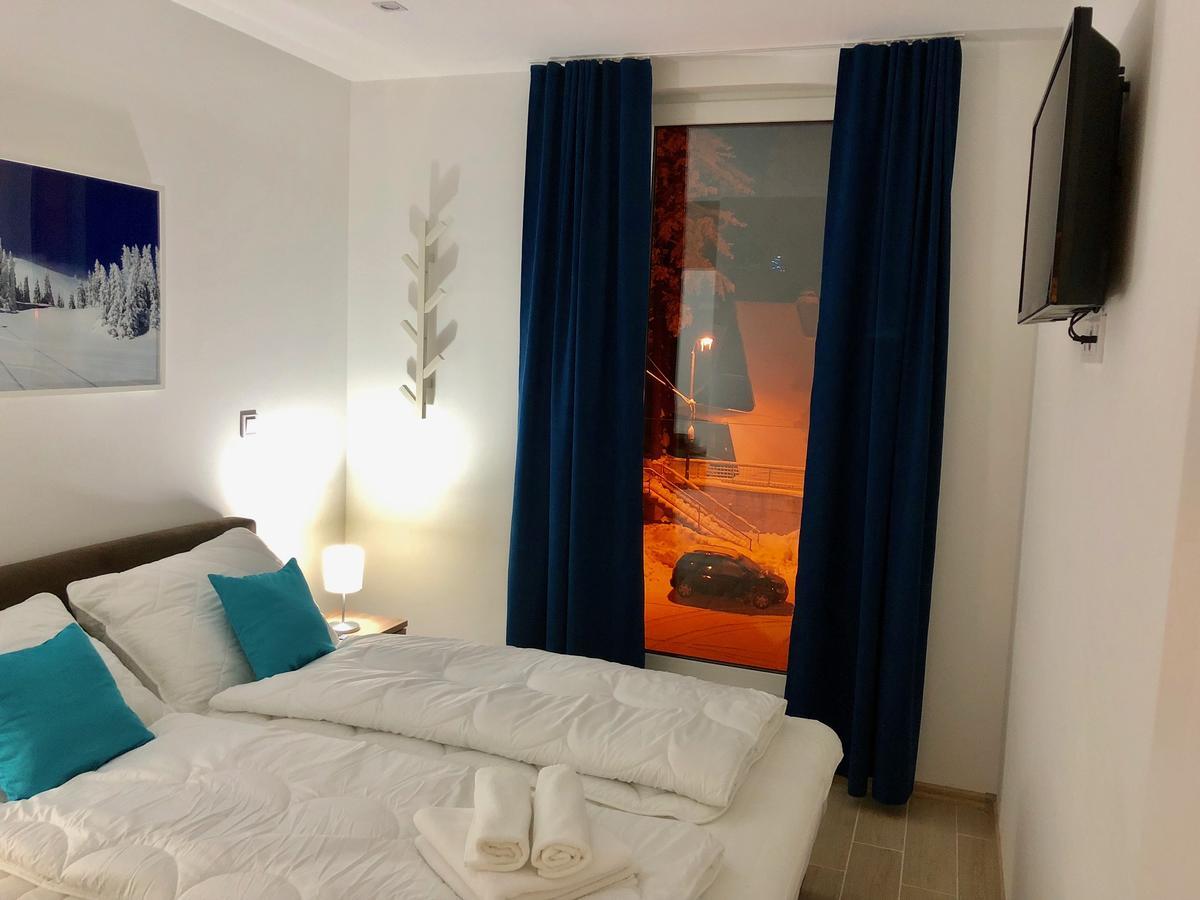 Apartmani Mont 1 亚霍里纳 外观 照片